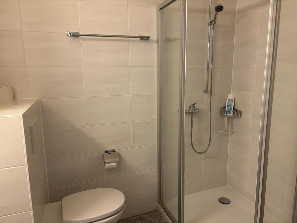 Apartamento Fully Furnished Down Town- 5 Minutes From Train Station